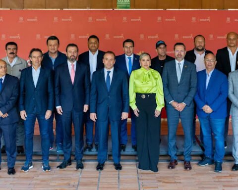 ¡Qué casualidad! Alcaldes opositores atacan a Petro desde la entidad que dirige la esposa de Vargas Lleras