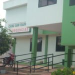 ¡Indignante! En centro de salud exigen a médicos entregar la mitad de su salario