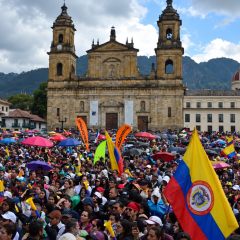Multitudinaria marcha del 14 de octubre mostró el respaldo al progresismo y a Gustavo Petro